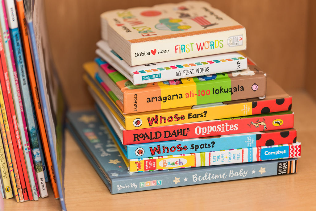 My multilingual toddler favourite books